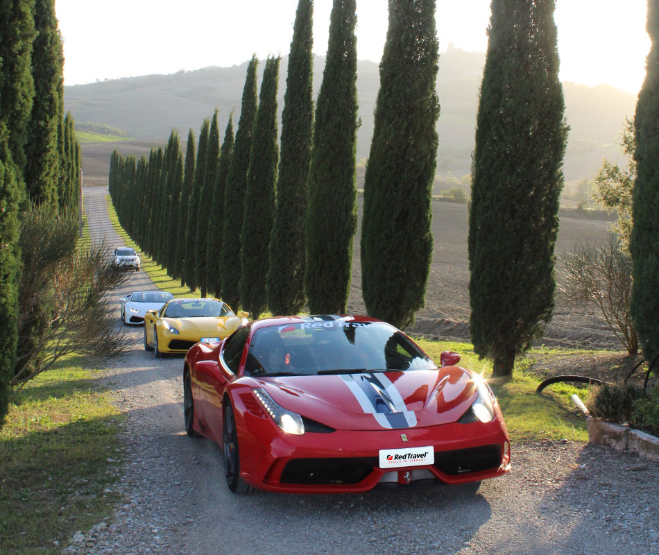 Ferrari Rundreise Italien, Red Travel Italien, Ferrari Ausfahrt durch Italien, Luxusreise Italien