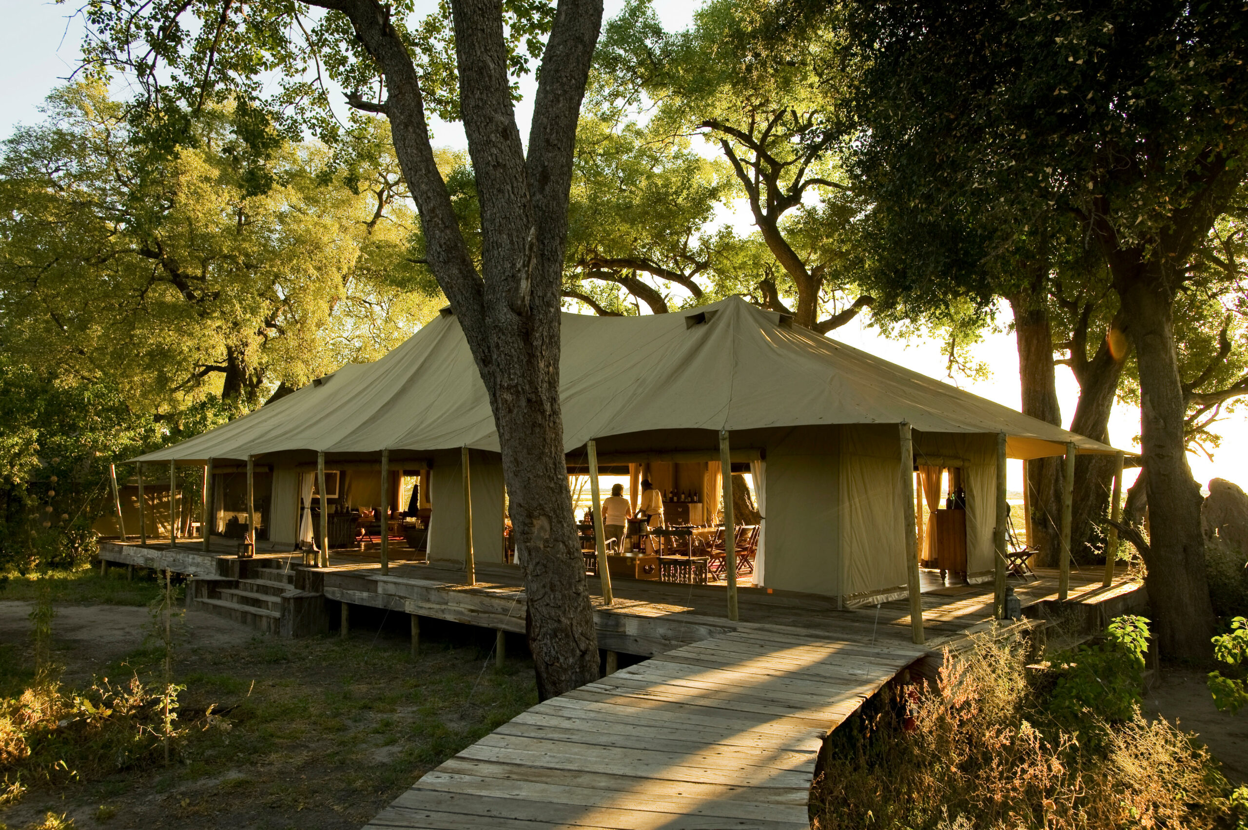 Zarafa Camp & Zarafa Dhow Suites Botswana, Luxuslodge Botswana, Luxuscamp Botswana, Individualreise Botswanna